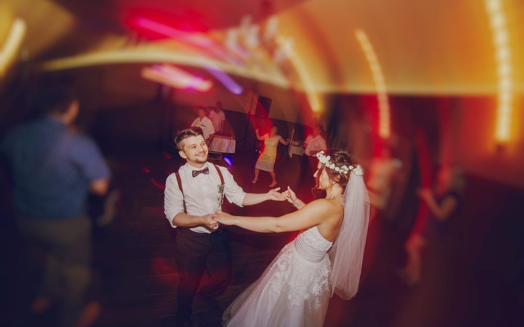 6 Things to Consider as You Set Your Wedding Date